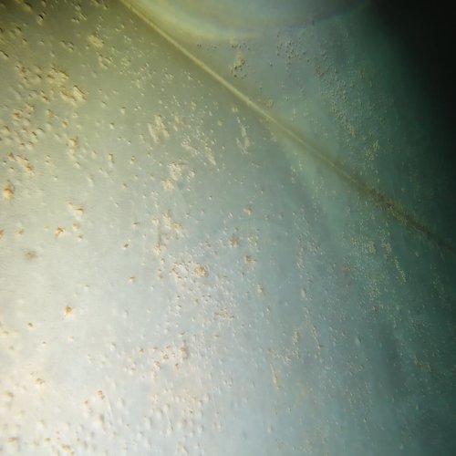 Sprinklertank-Inspektion: Betontank, 15 Jahre – Tankinspektion Bodenwand Sedimente Ablagerungen